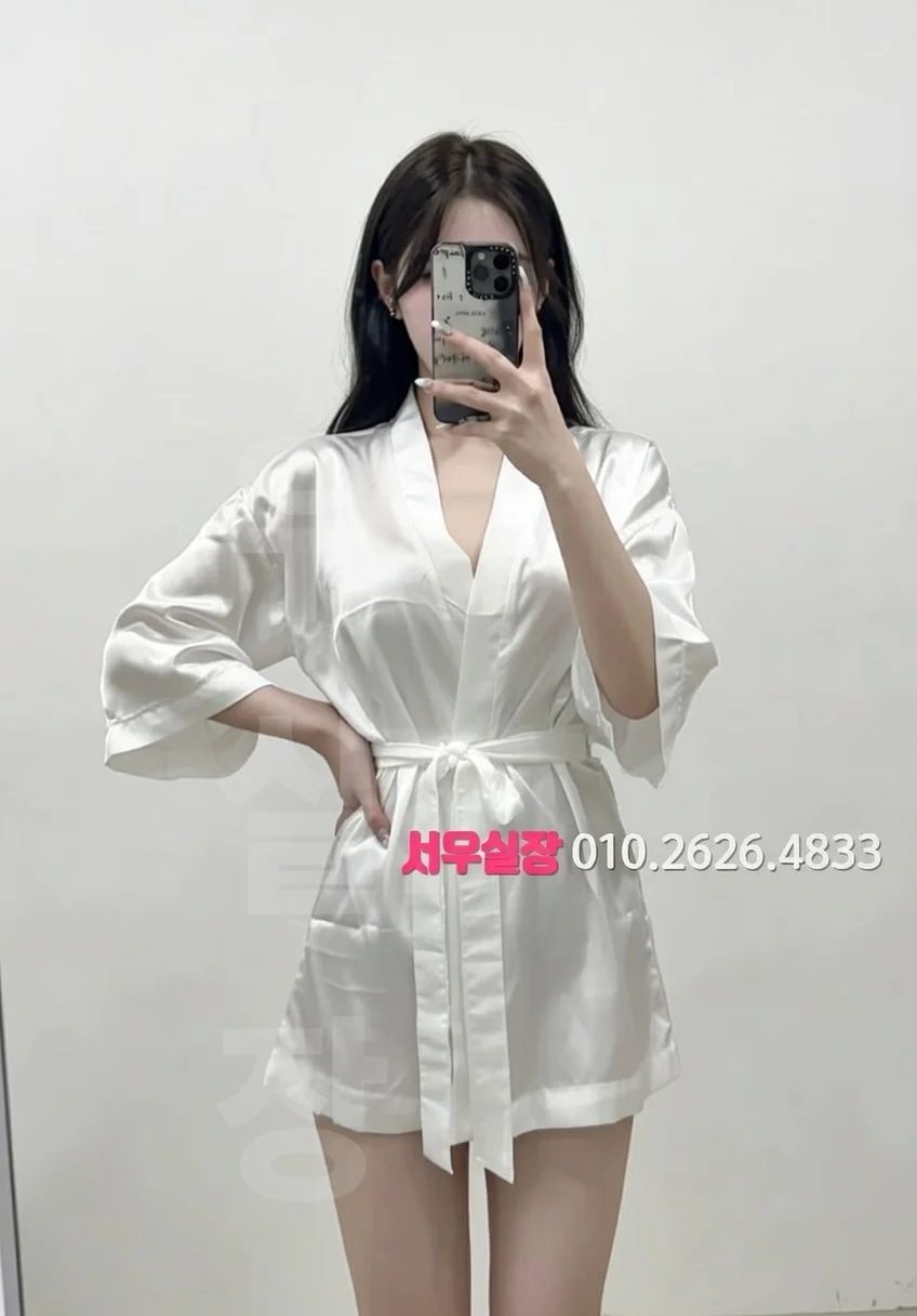 망원 란제리룸 프리미엄 라인업 4번 프로필