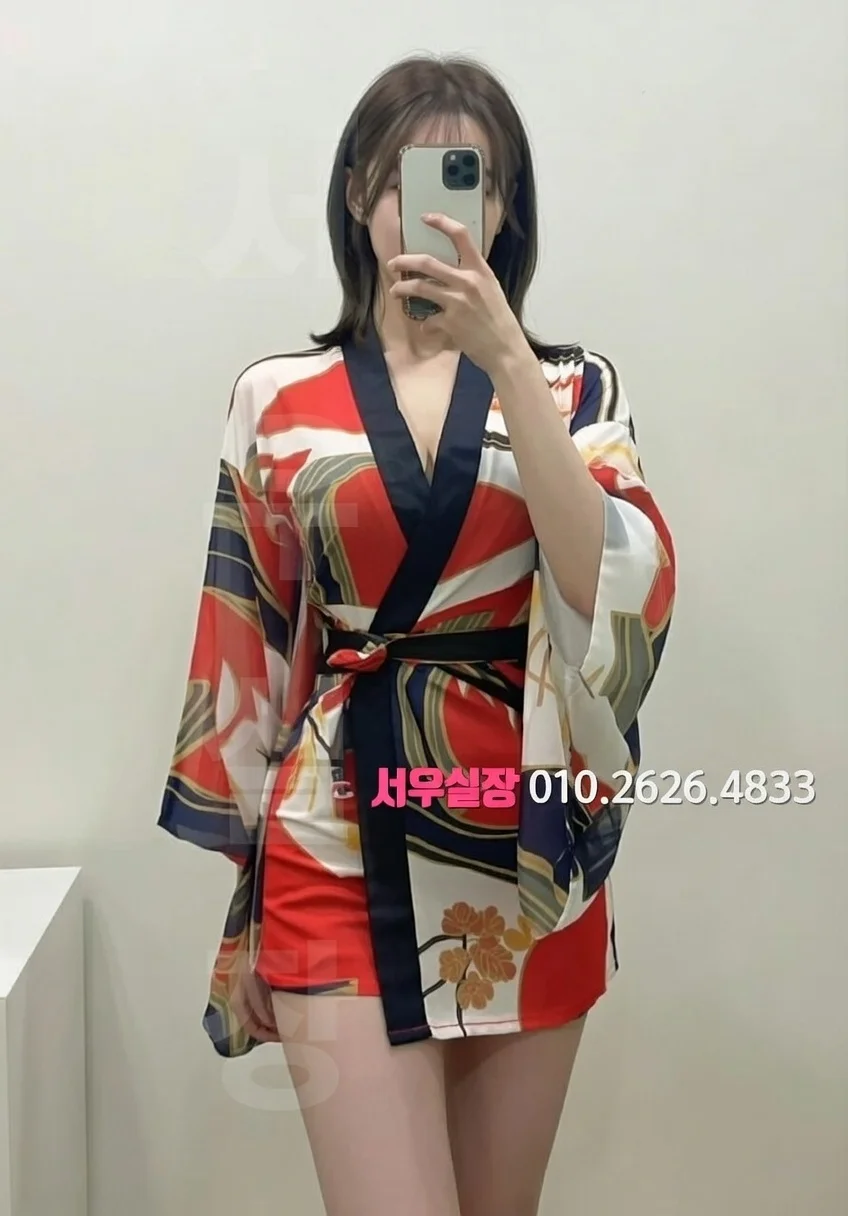 망원 노래클럽 프리미엄 라인업 6번 프로필