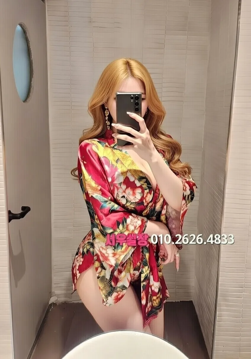 망원 룸싸롱 프리미엄 라인업 10번 프로필