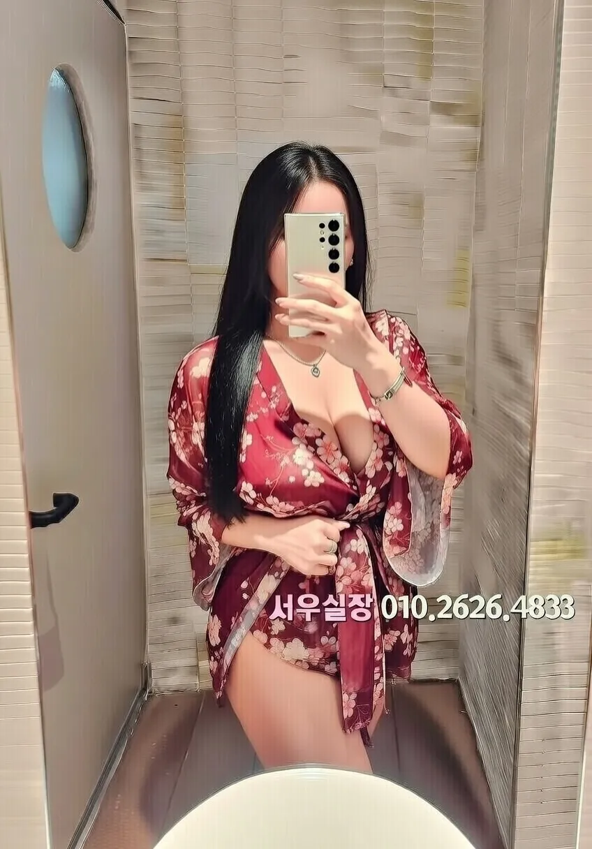 망원 퍼블릭 프리미엄 라인업 8번 프로필