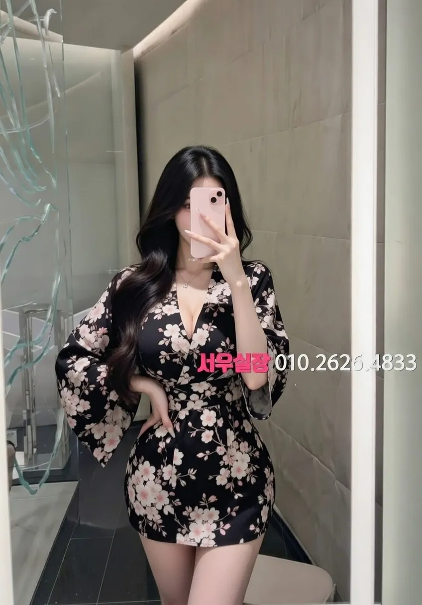 망원 란제리룸 프리미엄 라인업 4번 프로필